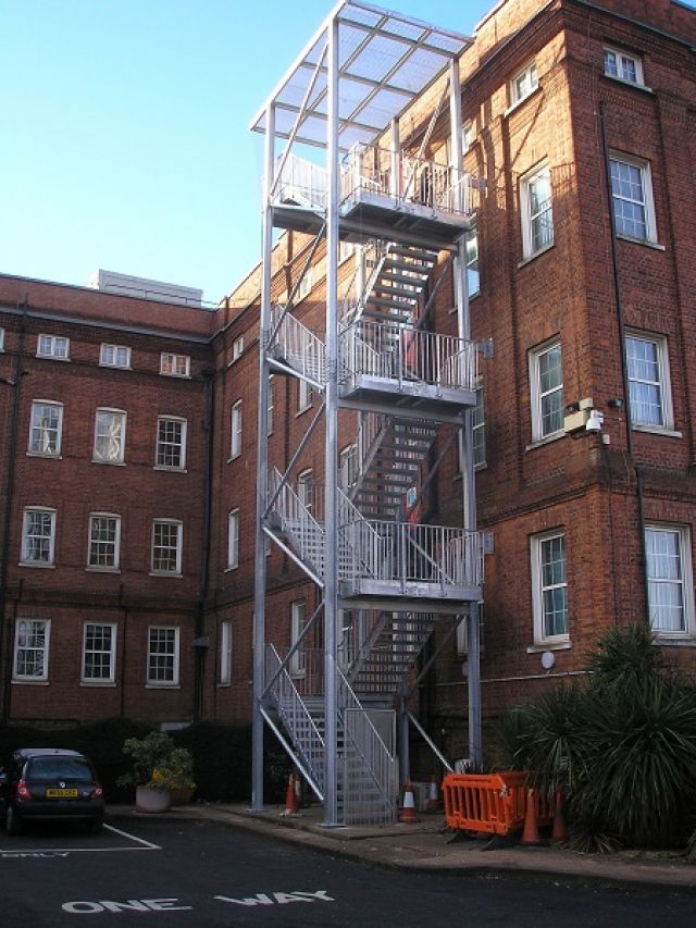 0216 6415084. Yangın Merdiveni Fiyatları