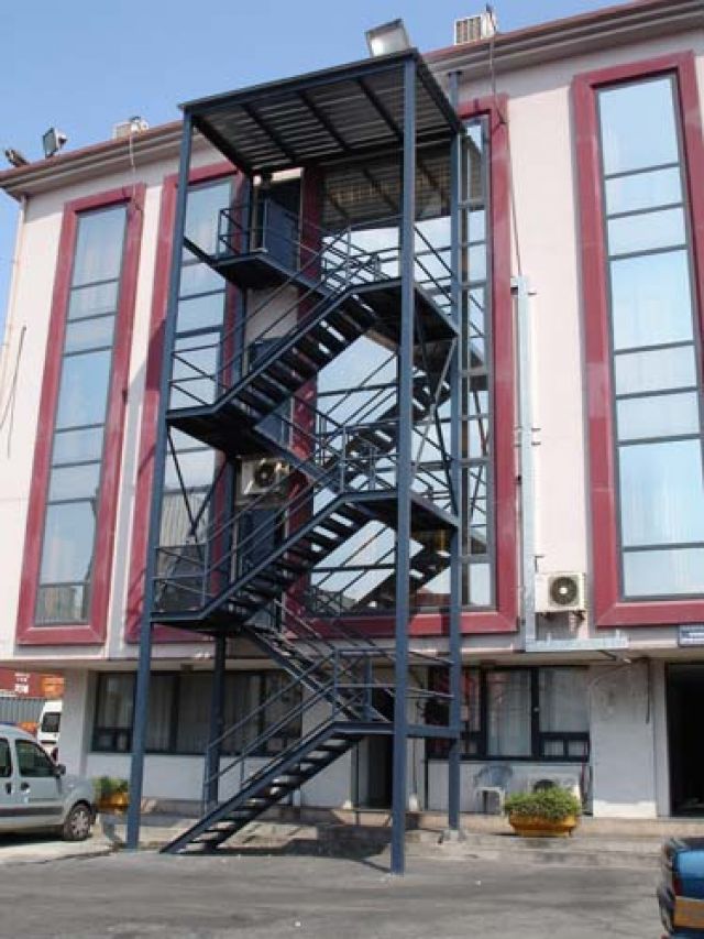 0216 6415084. Yangında Hayatınız Kaç Para?